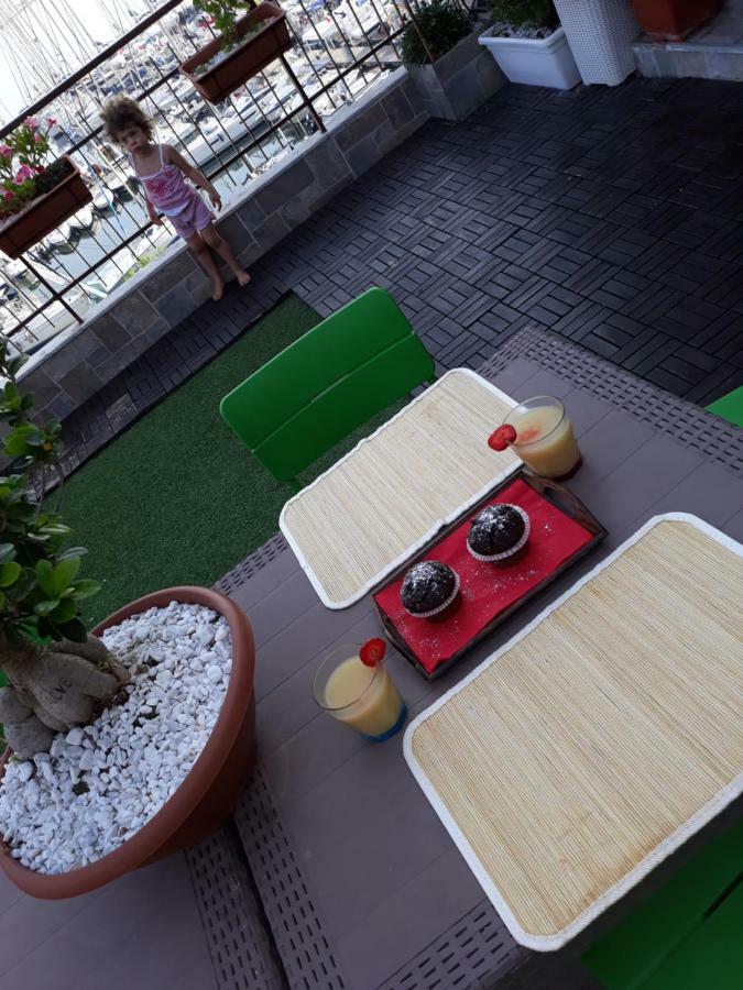Siriana Open Space Кастеламаре ди Стабия Екстериор снимка